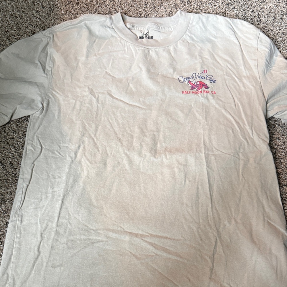 Hollister White Graphic Tee